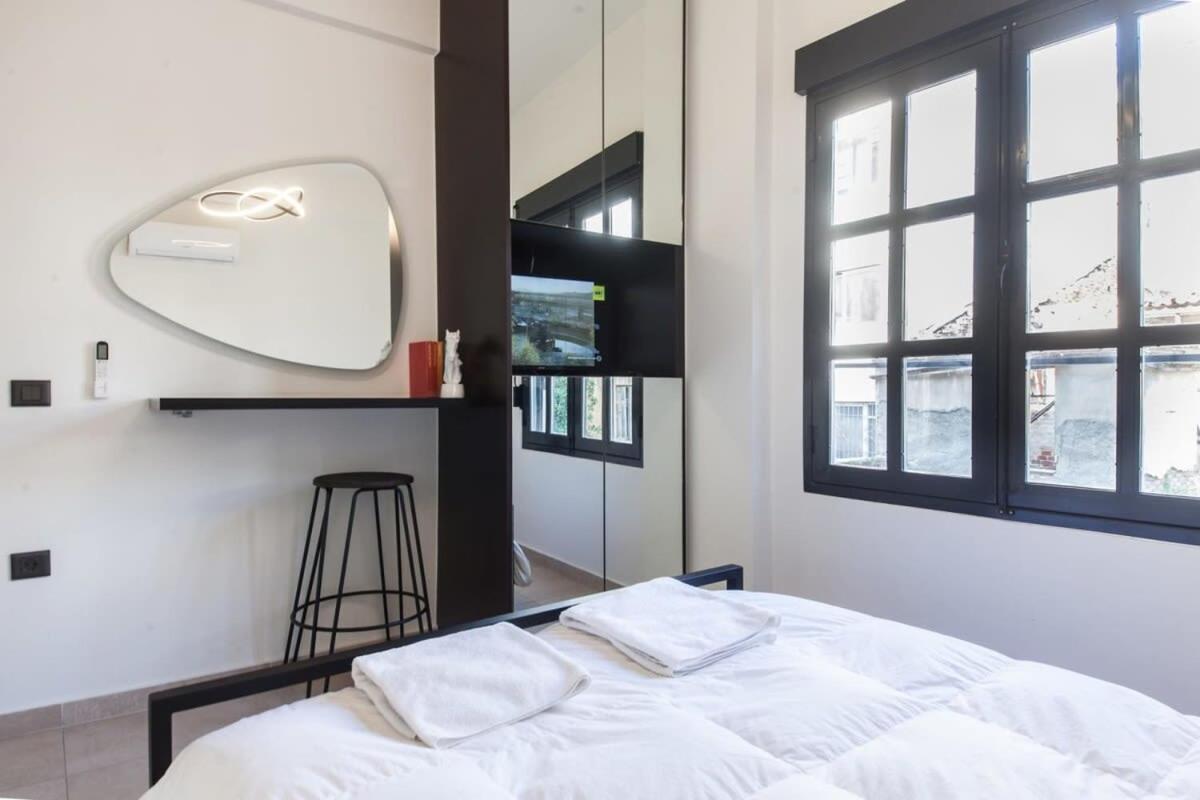 Beautiful Elegant Apartment Next To Monastiraki Athén Kültér fotó