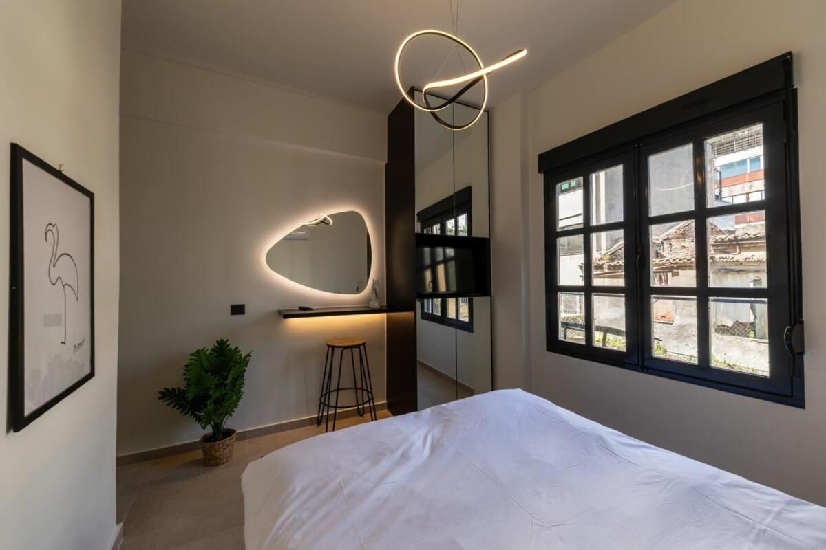 Beautiful Elegant Apartment Next To Monastiraki Athén Kültér fotó